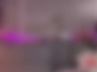 Live cam show with Casey - Joi on friskycurves.com