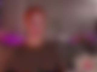 Live cam show with Casey - Public on Milfs Live