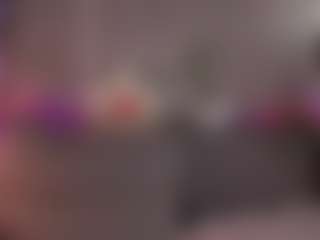 Live cam show with Casey - Public on liverealitysex.com