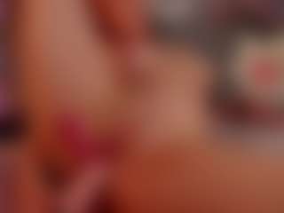 Live cam show with Casey - Public on StripNow