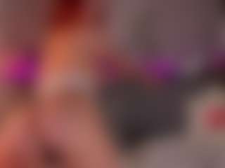 Live cam show with Casey - Striptease on TeamSkeetLive