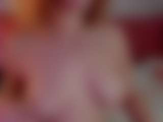 Live cam show with Casey - Curvy Teen (18+) on xfollow cams