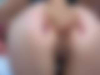 emma-wockll-t's Live Sex Cam Show