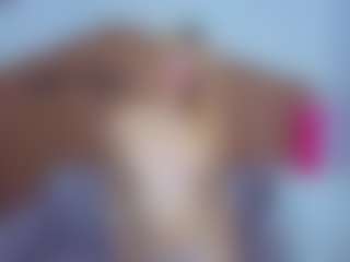 Live cam show with emma-wockll-t - Shaved Pussy on CamwithHer