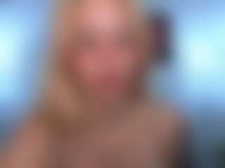 emma-wockll-t's Live Sex Cam Show