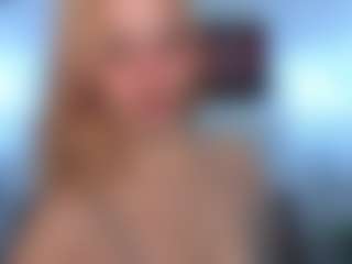 emma-wockll-t's Live Sex Cam Show