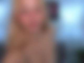 Live cam show with emma-wockll-t - Public on Dare Cams