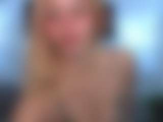 emma-wockll-t's Live Sex Cam Show