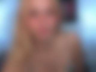 emma-wockll-t's Live Sex Cam Show