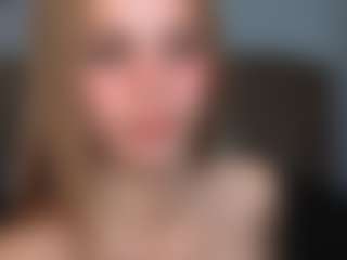 emma-wockll-t's Live Sex Cam Show