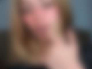 emma-wockll-t's Live Sex Cam Show