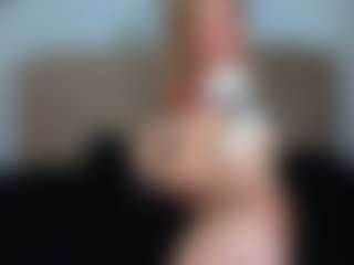 emma-wockll-t's Live Sex Cam Show
