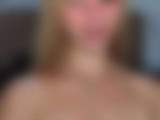 emma-wockll-t's Live Sex Cam Show