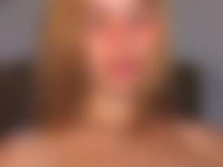 emma-wockll-t's Live Sex Cam Show