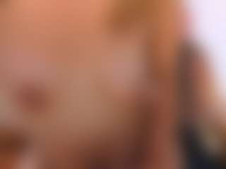 Live cam show with emma-wockll-t - Fingers on Camsoda