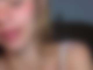 emma-wockll-t's Live Sex Cam Show