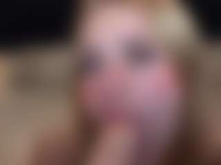 Live cam show with emma-wockll-t - White Blonde Hair on liverealitysex.com | colombia