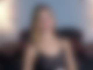 emma-wockll-t's Live Sex Cam Show