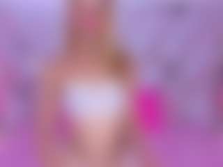 Live cam show with emma-wockll-t - Public Lovense on Camsoda