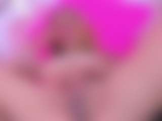 emma-wockll-t's Live Sex Cam Show
