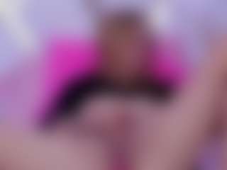 emma-wockll-t's Live Sex Cam Show