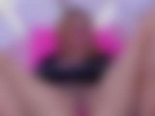 emma-wockll-t's Live Sex Cam Show