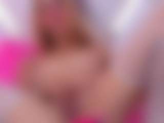 emma-wockll-t's Live Sex Cam Show