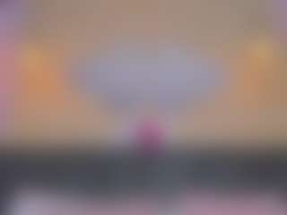 Live cam show with valentina - Curvy on CamwithHer