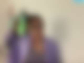 Live cam show with Zahra Bliss - Ebony Small Tits on CamClone