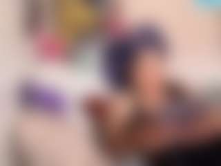 Live cam show with Zahra Bliss - Oil on Fling VIP Chat