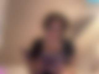Live cam show with Zahra Bliss - Ebony Lush on Gym Cam Girls