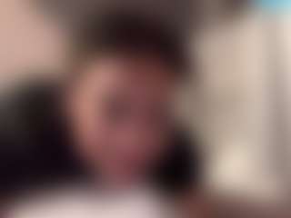 Live cam show with Zahra Bliss - Lush Brown Hair on Camsoda