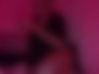 Live cam show with Zahra Bliss - Orgasm on Camsoda