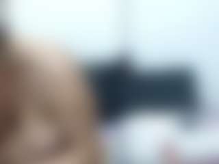 catalella-latina's Live Sex Cam Show
