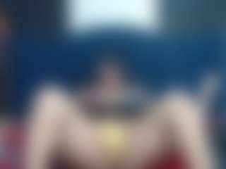 Live cam show with catalella-latina - Thick on Gym Cam Girls