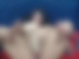 Live cam show with catalella-latina - Nipple Piercings on Soda Cam