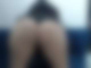 Live cam show with catalella-latina - Butt Plug on EXY
