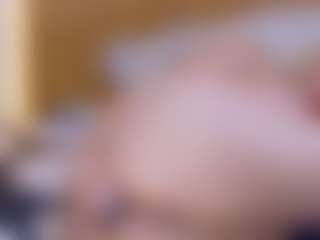 Live cam show with cicciolina-big - Middle Aged on chickslive.net