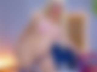 Live cam show with cicciolina-big - Squirt on CamwithHer