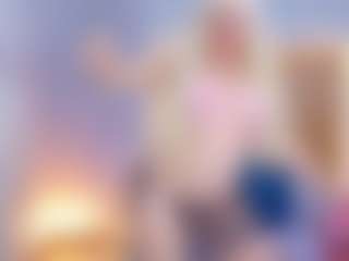 Live cam show with cicciolina-big - Twerking on Cam Slut