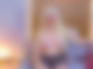 Live cam show with cicciolina-big - Curvy on fapnchat