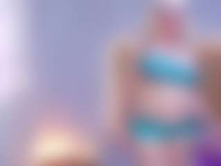 Live cam show with cicciolina-big - Smoke on Camsoda