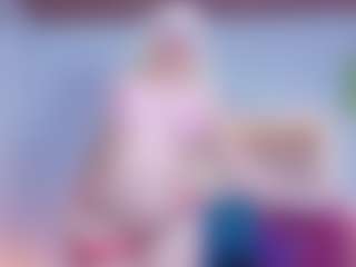 Live cam show with cicciolina-big - Dildo on SquirtSoMuch
