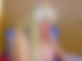 Live cam show with cicciolina-big - Mature on Stripli.com