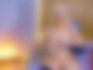 Live cam show with cicciolina-big - Granny on Latina Girls
