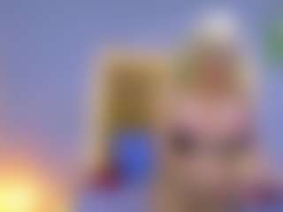 Live cam show with cicciolina-big - Smoking on livesuperchat.net