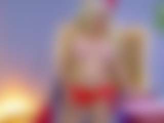 Live cam show with cicciolina-big - Smoke on AdultVida.com