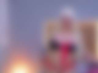 Live cam show with cicciolina-big - Granny Dildo on livesuperchat.net