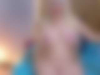 Live cam show with cicciolina-big - Granny Dildo on Chatstar