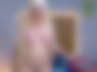 Live cam show with cicciolina-big - Granny Dildo on CamSodaAdn